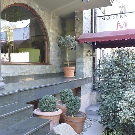 Modern Boutique